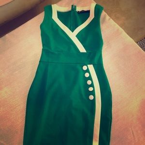 Green Sleeveless Midi Dress with White Trim
